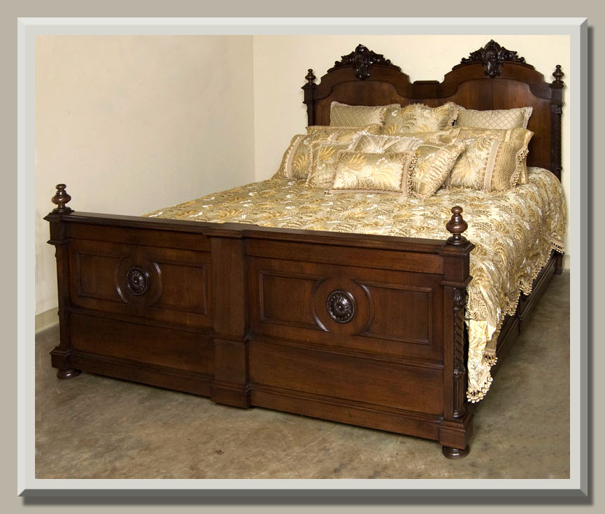 Antique King Size Bed 2