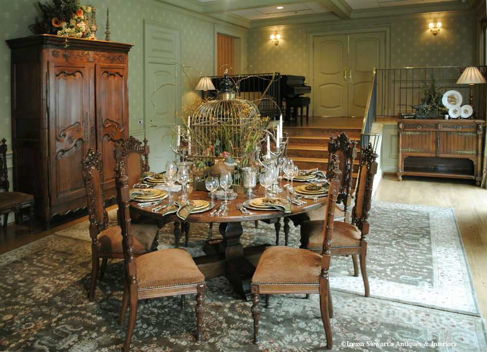 tablescapes antique dining room