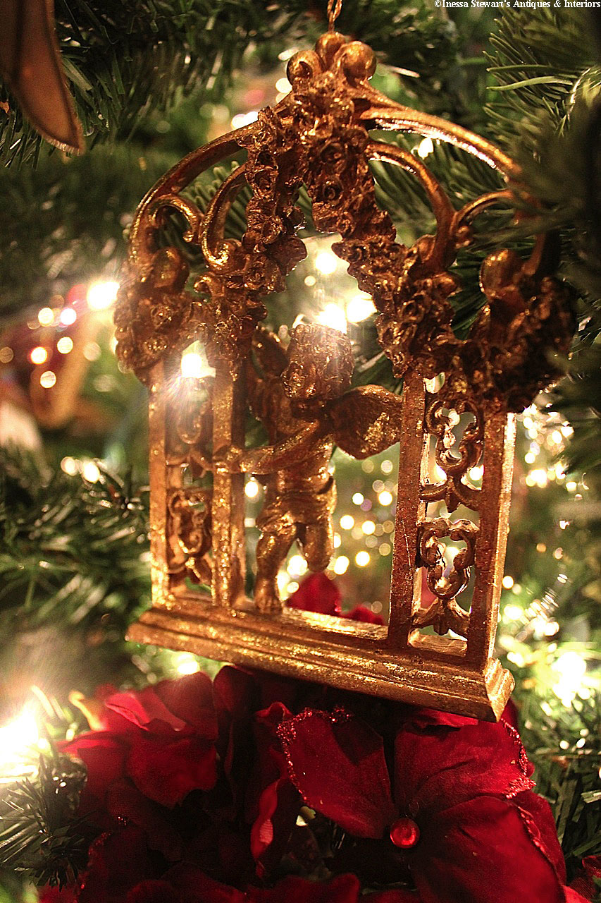 Antique Christmas Decor and Accessories