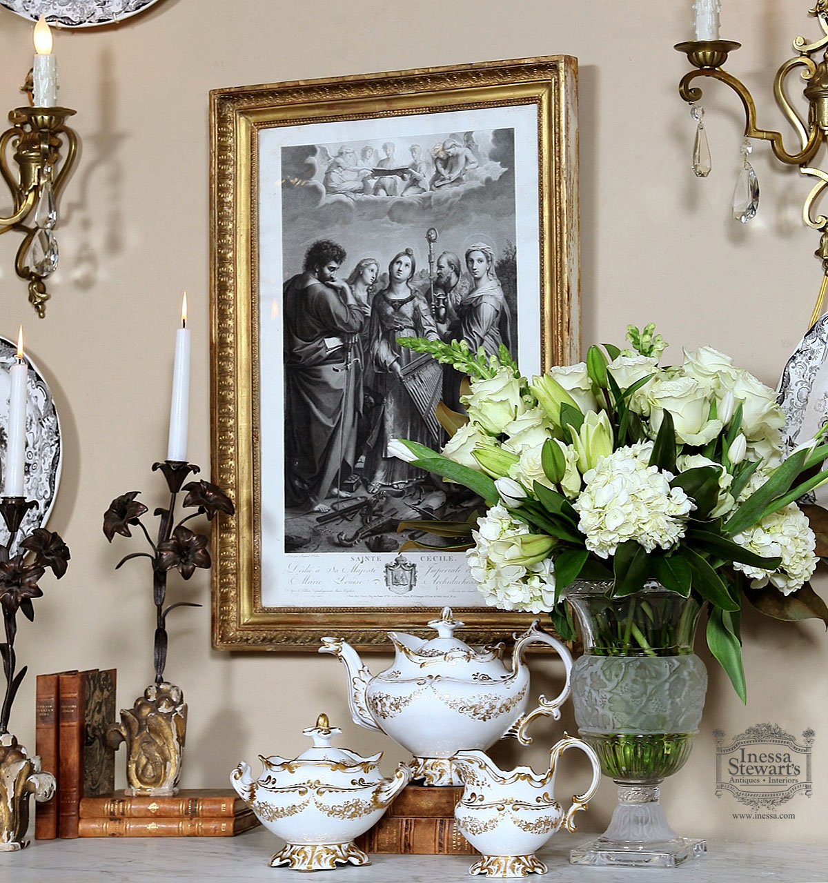 Antique accessoires, painting, lighting, culinary antiques