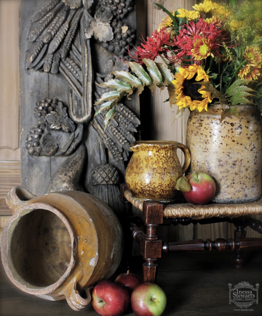 Antique accessories and furniture fall table decorating 