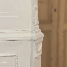 19th Century Dutch Painted Linen Cabinet