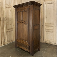 Early 19th Century Country French Oak Bonnetiere ~ Armoire