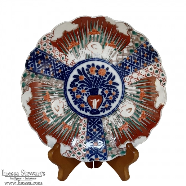 Antique Decorative Hand-Painted Imari Plate