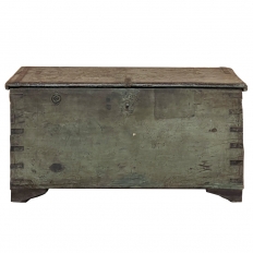 19th Century Hand-Crafted Rustic Swedish Painted Trunk