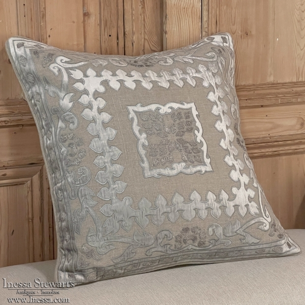 Belgian Hand-Made Linen and Velvet Throw Pillow