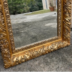 Antique French Louis XIV Giltwood Mirror