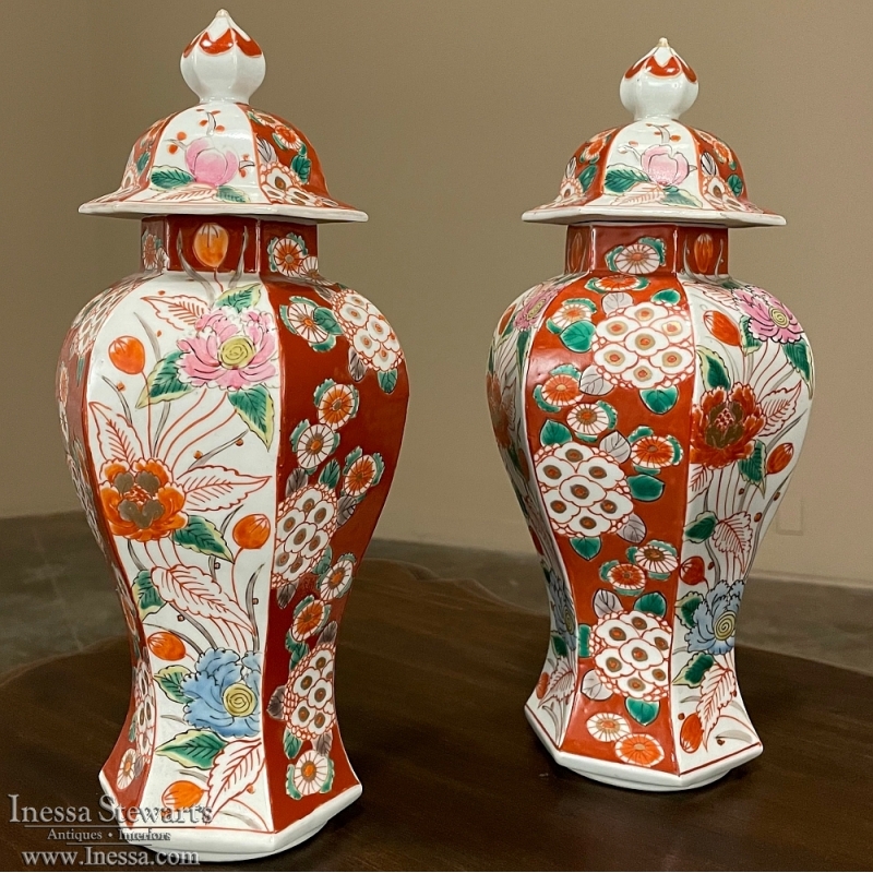 Set of 4 MidCentury Chinese Vases Garniture