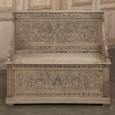 19th Century Renaissance Revival Hand-Carved Hall Bench in Stripped Oak