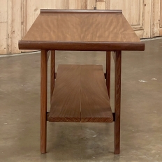 Mid-Century Modern Mahogany Coffee Table