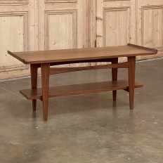 Mid-Century Modern Mahogany Coffee Table