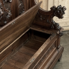 19th Century Grand Italian Renaissance Walnut Hall Bench