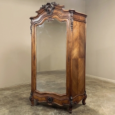 19th Century French Louis XV Serpentine Rosewood Armoire