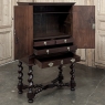 19th Century Dutch Raised Cabinet in the Chinoiserie Style