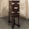 19th Century Dutch Raised Cabinet in the Chinoiserie Style