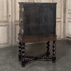 19th Century Dutch Raised Cabinet in the Chinoiserie Style