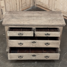18th Century French Neoclassical Chest of Drawers in Stripped Oak