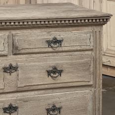 18th Century French Neoclassical Chest of Drawers in Stripped Oak