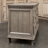18th Century French Neoclassical Chest of Drawers in Stripped Oak