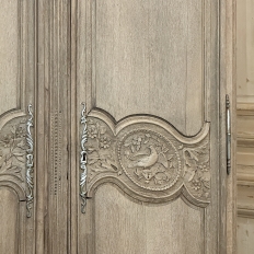 19th Century Normandie Armoire Du Marriage