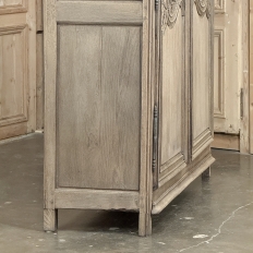 19th Century Normandie Armoire Du Marriage