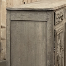 18th Century Country French Louis XIII Buffet in Stripped Oak