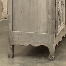 18th Century Country French Louis XIII Buffet in Stripped Oak
