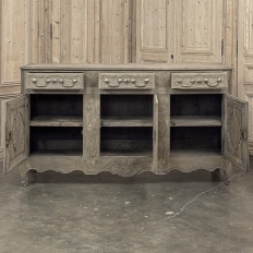18th Century Country French Louis XIII Buffet in Stripped Oak