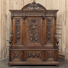 19th Century Grand Italian Hand-Carved Hall Bench