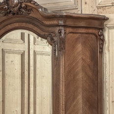 Belle Epoque French Walnut Serpentine Armoire from Paris ca.1900