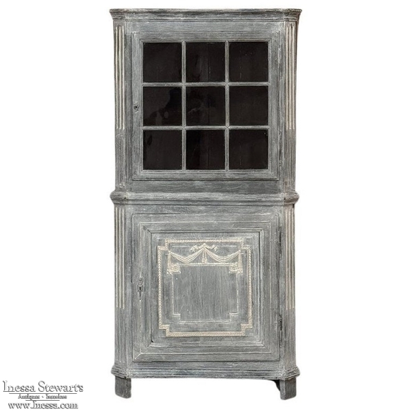 18th Century Swedish Neoclassical Painted Corner Vitrine ~ Curio Cabinet