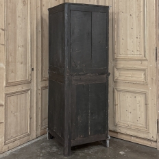 18th Century Swedish Neoclassical Painted Corner Vitrine ~ Curio Cabinet