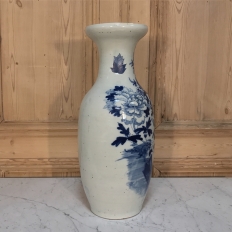 19th Century Chinese Blue & White Vase