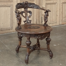 19th Century Italian Renaissance Revival Walnut Swiveling Desk Chair