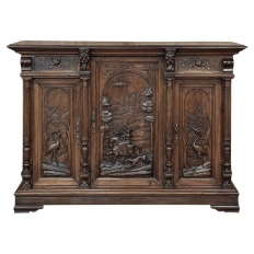 19th Century French Walnut Hunt Buffet ~ Cabinet