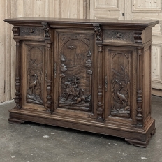 19th Century French Walnut Hunt Buffet ~ Cabinet