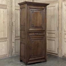 18th Century Country French Homme Debout ~ Bonnetiere