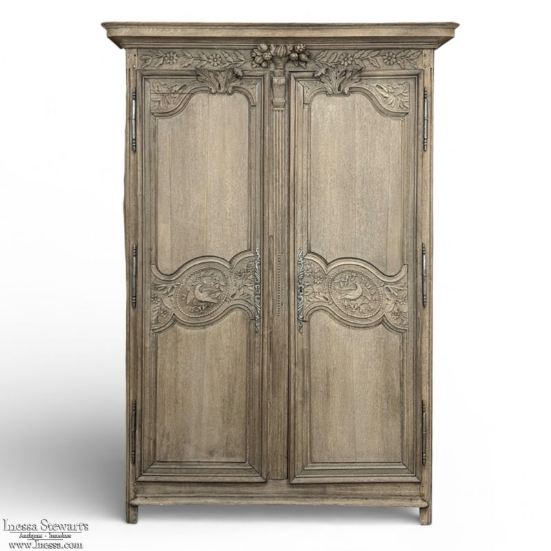19th Century Normandie Armoire Du Marriage