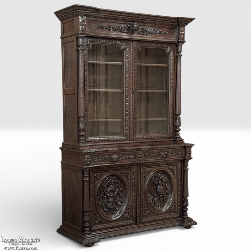 19th Century French Hand-Carved Oak Hunt-Style Bookcase ~ Bibliotheque
