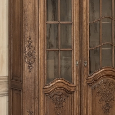 Late 19th Century Belgian Liégeoise Louis XIV Bookcase in Solid Quarter-Sawn Oak
