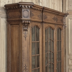 Late 19th Century Belgian Liégeoise Louis XIV Bookcase in Solid Quarter-Sawn Oak