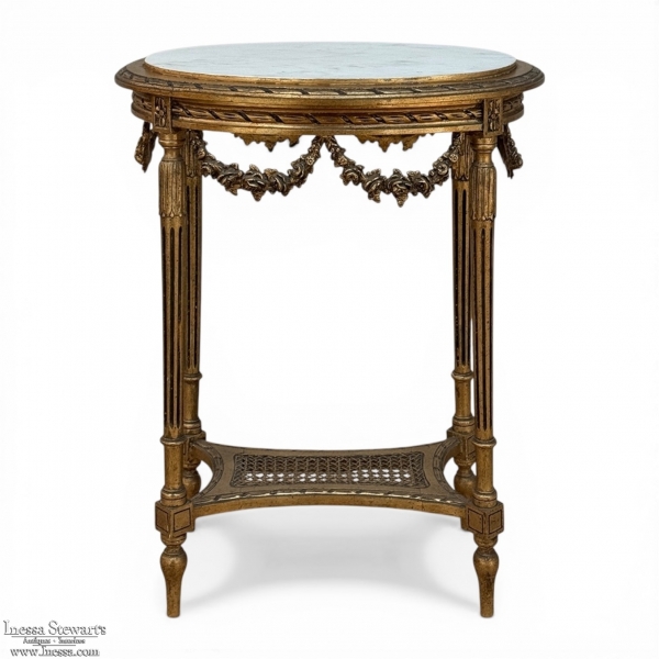 Antique French Louis XVI Giltwood Oval Side Table with Carrara Marble Top