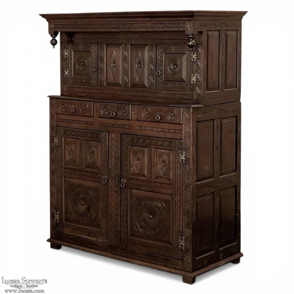 18th Century English Renaissance Two-Tiered Oak Cabinet