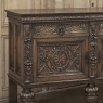 Antique French Renaissance Raised Buffet in Carved Oak