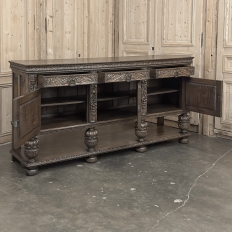 Antique French Renaissance Raised Buffet in Carved Oak