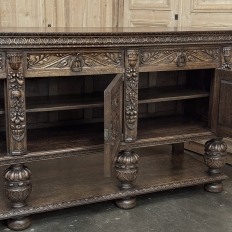 Antique French Renaissance Raised Buffet in Carved Oak