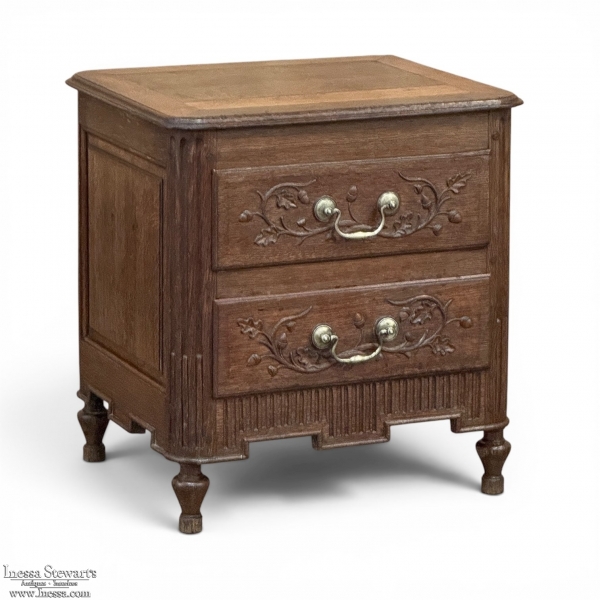 19th Century Li&egrave;geois Louis XVI Petite Oak Commode