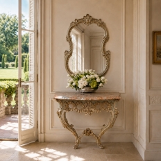 Italian 19th Century Louis XV Carved Giltwood Mirror