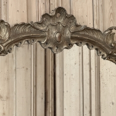 Italian 19th Century Louis XV Carved Giltwood Mirror
