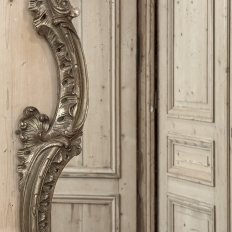 Italian 19th Century Louis XV Carved Giltwood Mirror